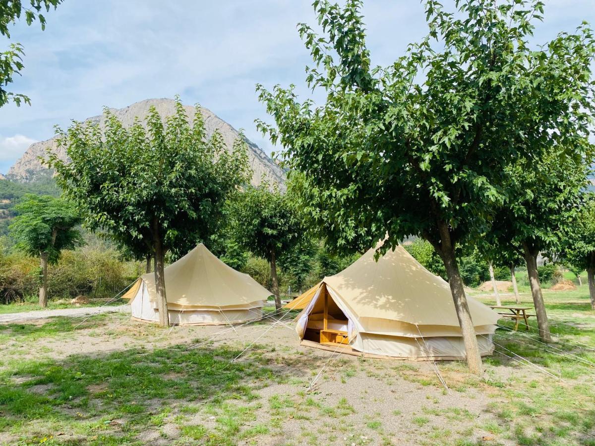Camping Oliana Εξωτερικό φωτογραφία