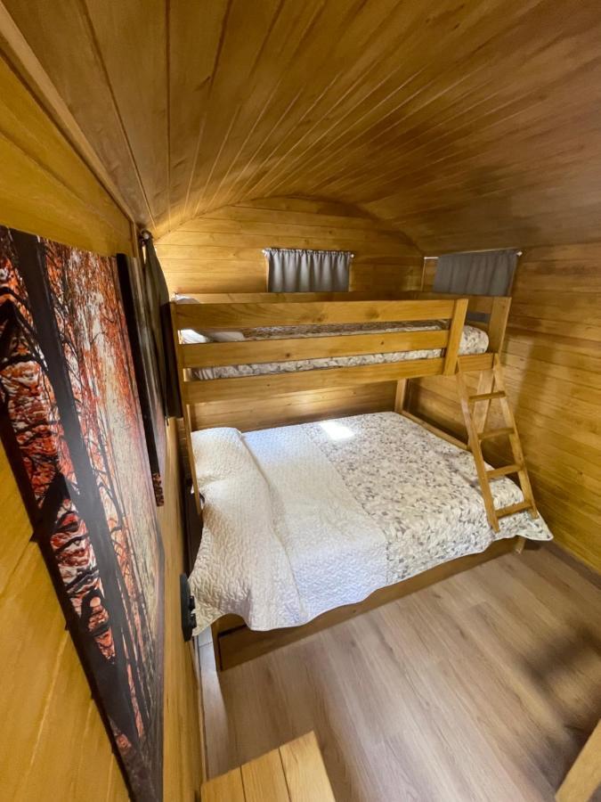 Camping Oliana Εξωτερικό φωτογραφία