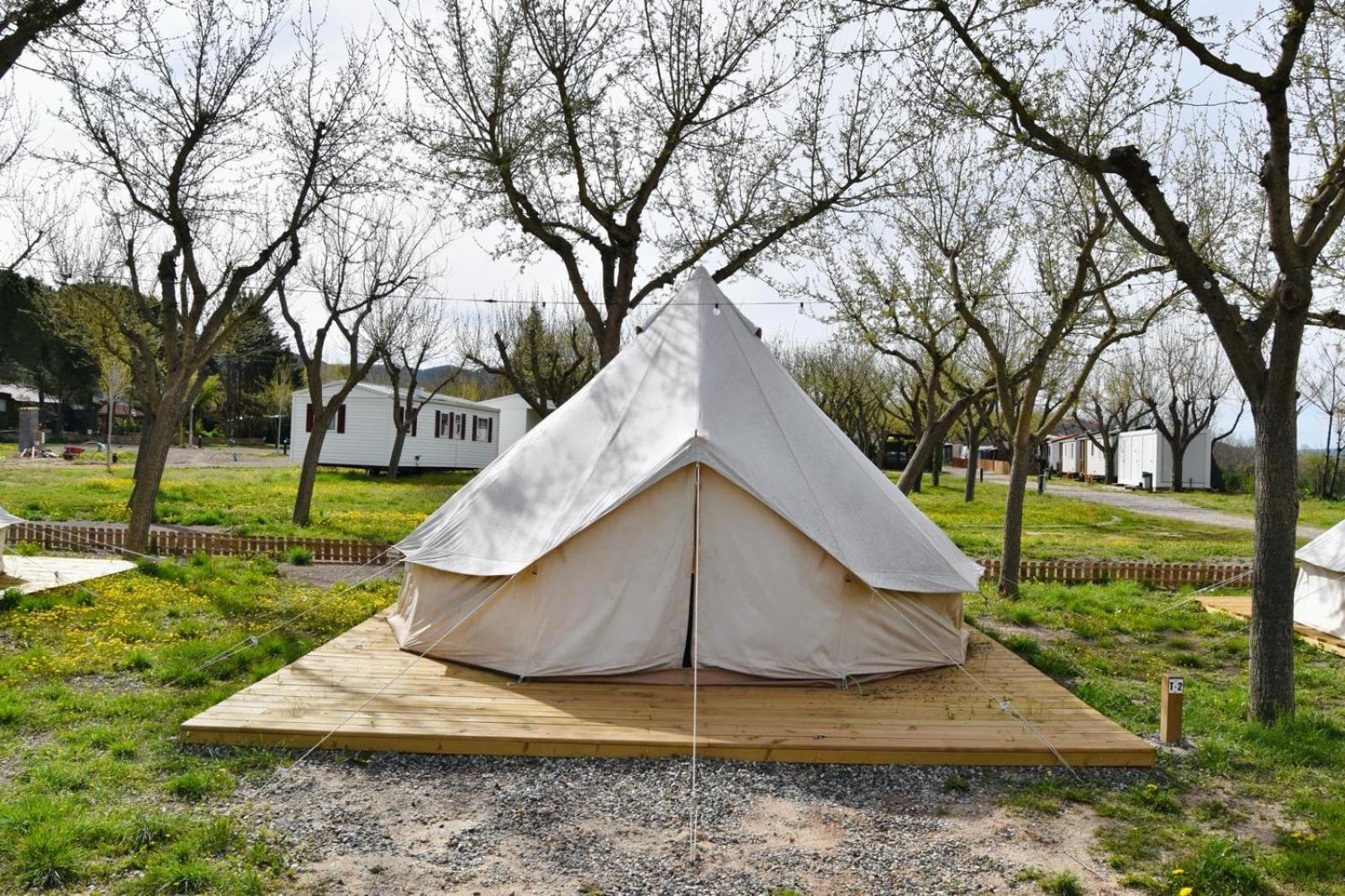 Camping Oliana Εξωτερικό φωτογραφία